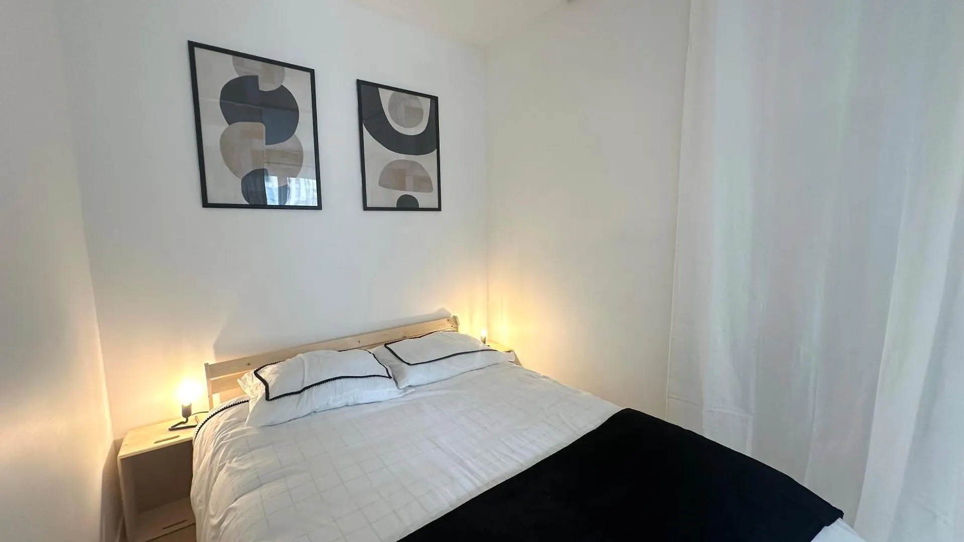 Le Gambetta Paris Apartment