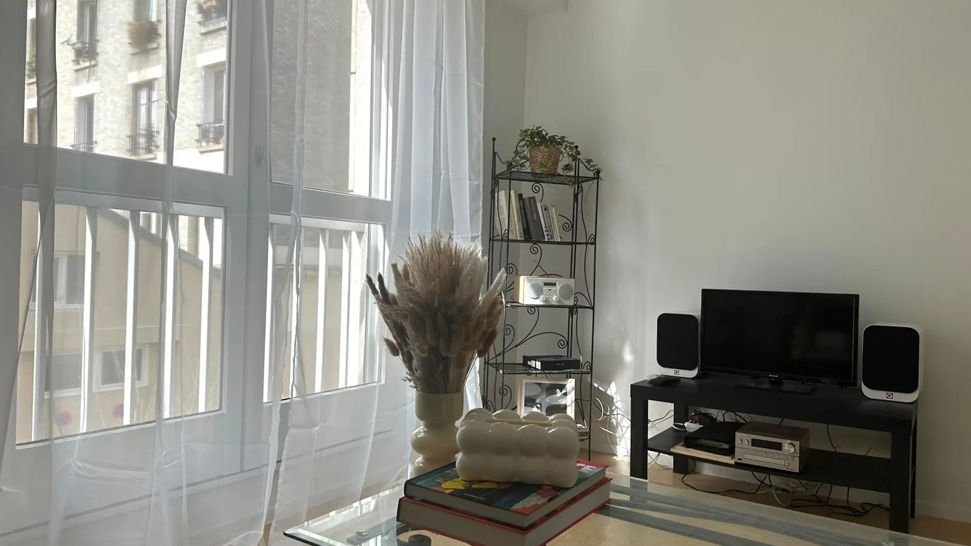 Le Gambetta Paris Apartment France