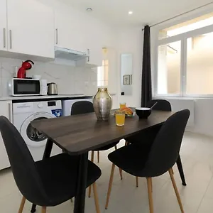 Cosy Et Bien Situe 20 - 2p Appartement
